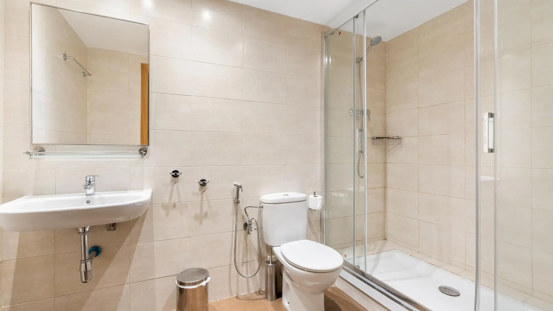 Flateli Pelayo H3 Apartment Barcelona 0*,  Spain
