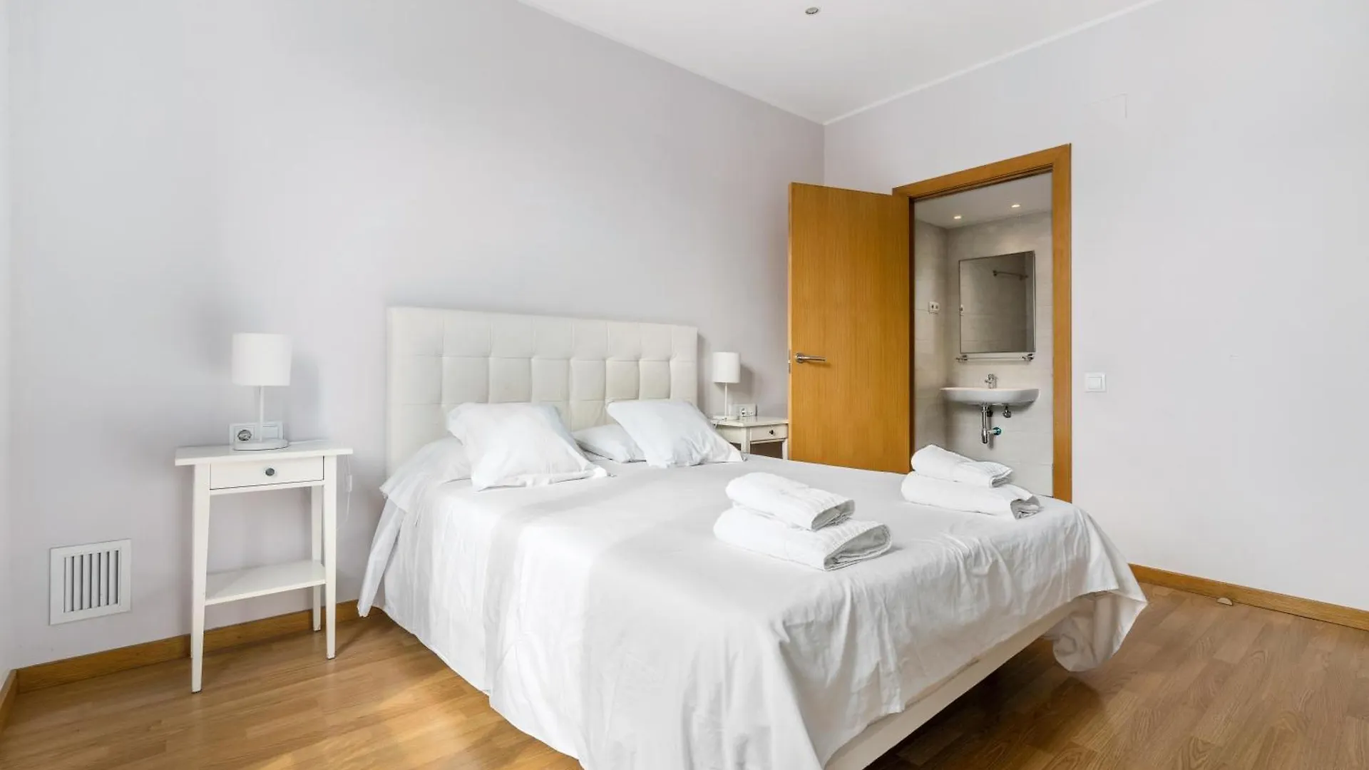 Flateli Pelayo H3 Apartment Barcelona